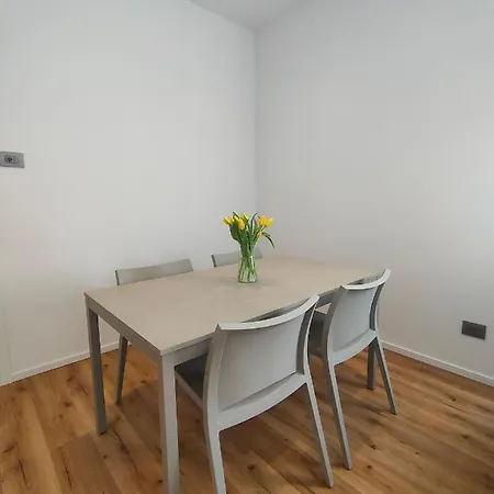 Mentana Apartament *